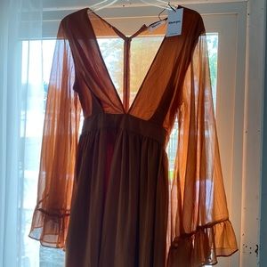 I have this beautiful showpo dress